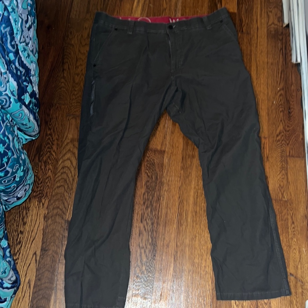 Men’s tactical 40x 30 pants BNWOT